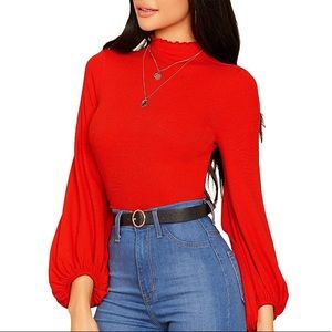 🛍3/$15 Red Lantern Sleeve Top
